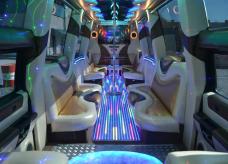 Хаммер H2 МЕГА - К 683 РН 197