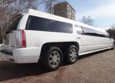 Кадиллак Эскалейд - САКУРА - Т 875 ЕМ 750