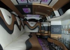 Крайслер 300 RR - Т 242 ОЕ 77