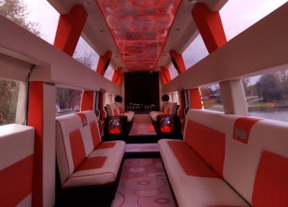 Хаммер Н2 МЕГА - Р 160 АО 777