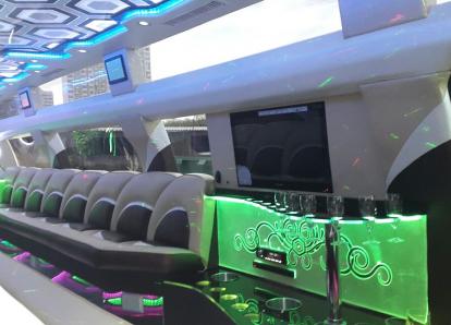 Кадиллак Эскалейд - У 797 ОВ 199