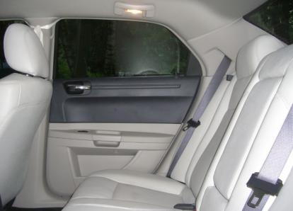 Крайслер 300 С - О 967 МУ 199