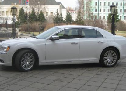 Крайслер 300 С - Р 961 ТК 197