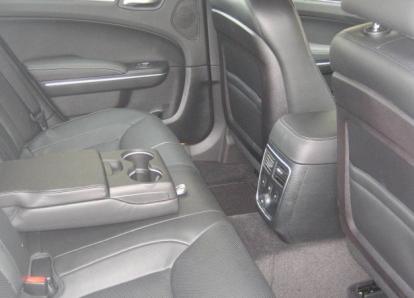 Крайслер 300 С - Р 961 ТК 197