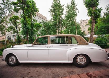 Rolls Royce Phantom V Limousine - К 300 УК 77