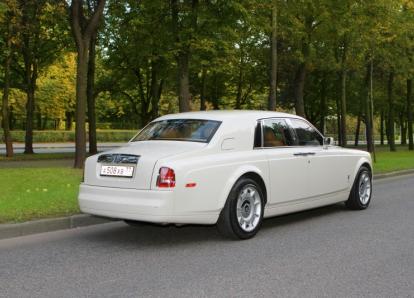 Роллс Ройс Фантом - А 508 ХВ 77