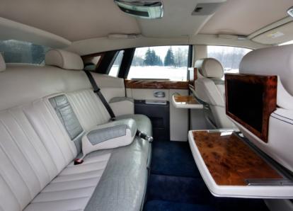 Роллс Ройс Фантом - С 788 РВ 197