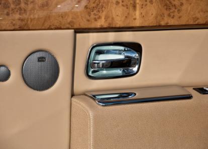 Роллс Ройс Фантом - В 811 КН 77