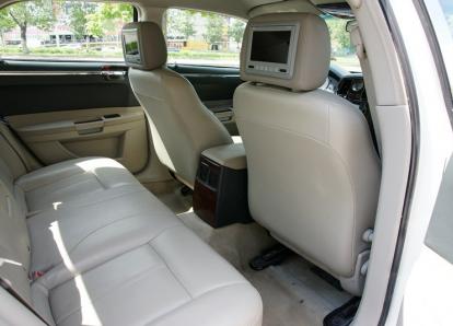 Крайслер 300 С (стилизация Роллс Ройс) - С 138 ХА 197