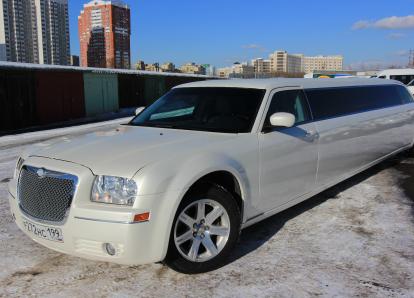 Крайслер 300С - Р  272  НС 199