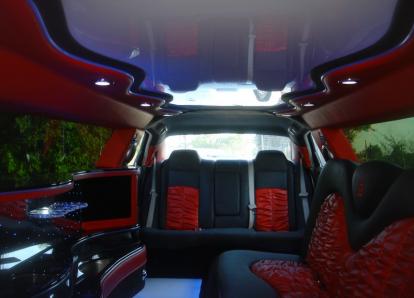 Крайслер 300С - К 121 РМ 199