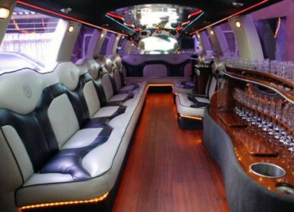 Кадиллак Эскалейд - М 133 АС 197