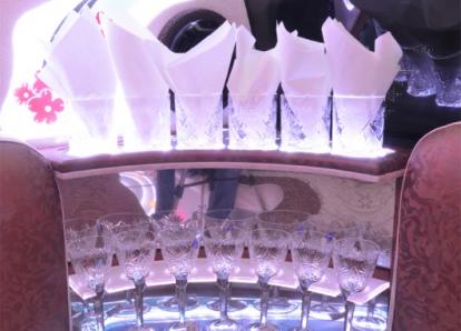 Кадиллак Эскалейд - САКУРА - Т 875 ЕМ 750