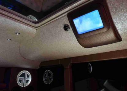 Пати Бас - Х 755 СО 199