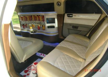 Крайслер 300C - А 819 ХР 190