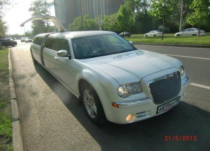 Крайслер 300C - А 819 ХР 190