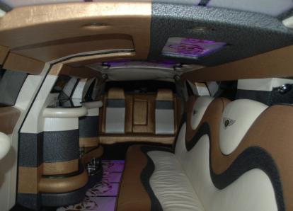 Крайслер 300 RR - Т 242 ОЕ 77