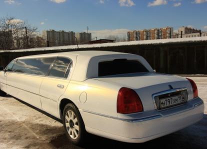Линкольн Таун Кар - Н 797 ХМ 197
