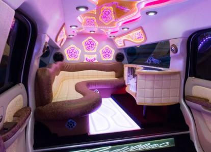 Кадиллак Эскалейд - КАРАМЕЛЬ - Т 819 ЕМ 750