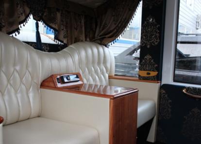 Лимузин Карета Кадиллак Эскалейд -  Х 146 АТ 750