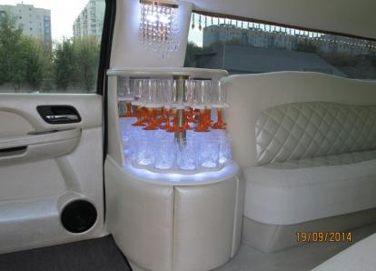 Кадиллак Эскалейд - Р 819 УК 199