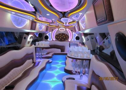 Инфинити QX 56 - Х 492 РН 197