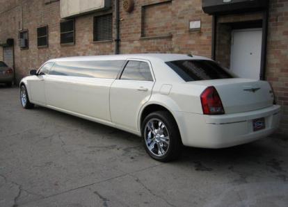 Крайслер 300С - Т 737 МЕ 199