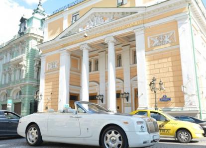 Роллс Ройс Фантом Дропхэд (КАБРИОЛЕТ)