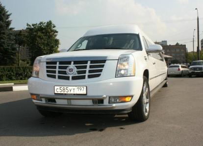 Кадиллак Эскалейд - С 585 УТ 197
