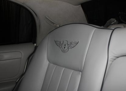 Линкольн Таун Кар - C 565 ВР 197