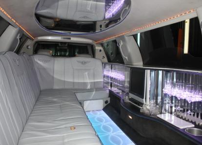 Линкольн Таун Кар - C 565 ВР 197