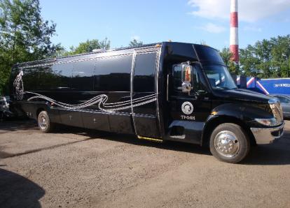 Пати Бас - АК 295 77