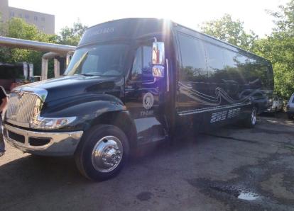 Пати Бас - АК 295 77